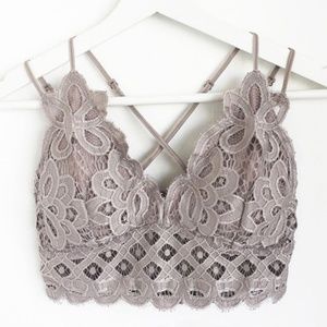 NWT Crochet Lace Bralette Bra